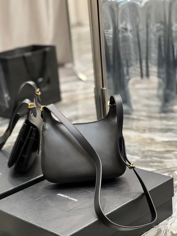 [In stock in seconds]CHARLIE shoulder bag, the saddle bag shape is superb, lightweight friendly and practical, with an organza interior, clean lines and masculine style can be a great choice for daily dress!Model 686742S