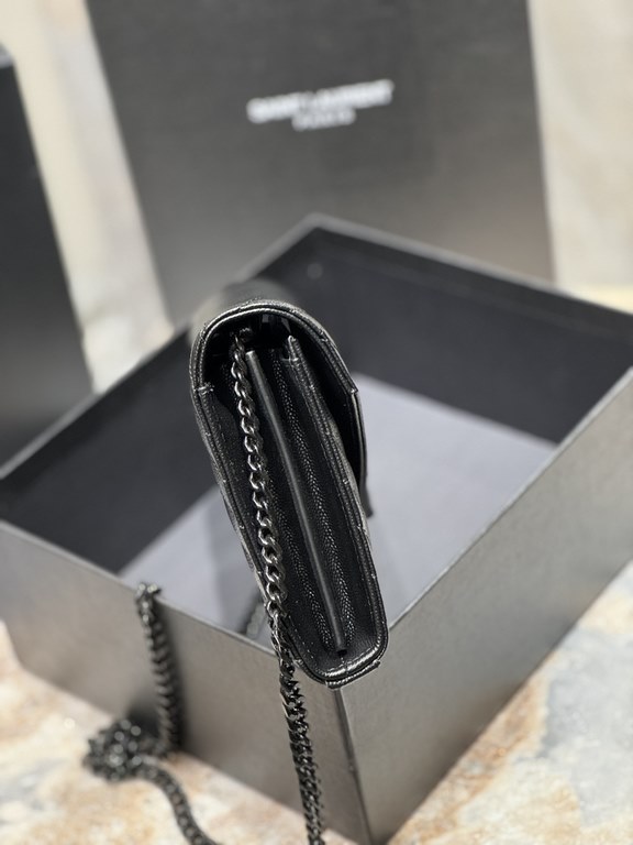 [Original Leather] Newest Version_#Black with black buckle#MONOGRAM caviar pattern original leather version of the envelope bag. Super practical a small bag, the most classic style, upgrade the most advanced version, 100