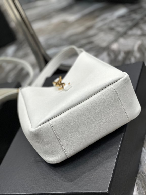 [In Stock]OriginalLE 5A7 Underarm Bag This year's hot vintage underarm bag has been very popular, the leather is fine and smooth, the bag design is very simple and advanced, the capacity is enough to use, lightweight and