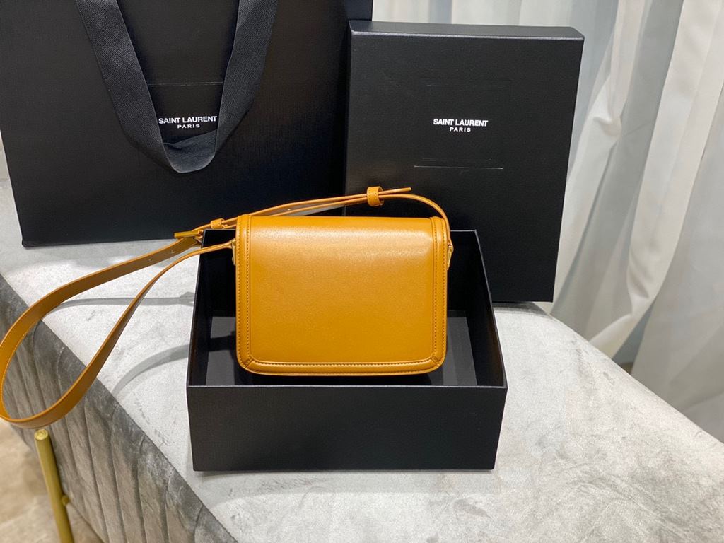 [In stock in seconds]  caramel color original leather_19cm                ]2020 IT BAG_Be sure to fire models, not yet listed on the attack on the entire fashion circle, nostalgic left bank, inspired by the Paris left ba