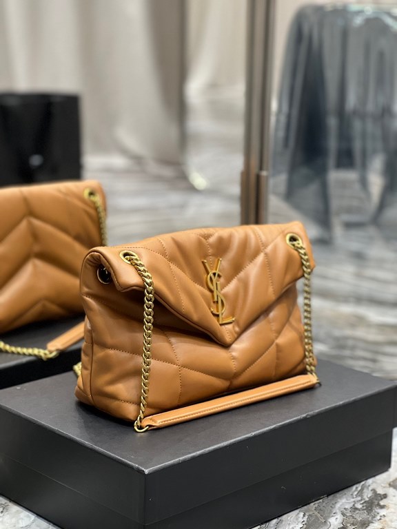 [In stock in seconds]Caramel color with gold buckle-Loulou puffer_quilted lambskin bag, 100% lambskin production, soft and delicate feel, as if embracing the clouds   like feeling; classic Y family logo, chain and gromme