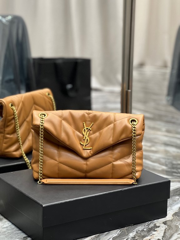 [In stock in seconds]Caramel color with gold buckle-Loulou puffer_quilted lambskin bag, 100% lambskin production, soft and delicate feel, as if embracing the clouds   like feeling; classic Y family logo, chain and gromme