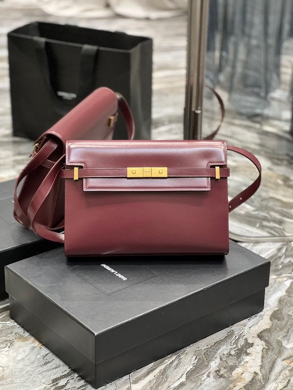 [In stock in seconds]             Burgundy_.Manhattan Manhattan baguette bag counter revamped the latest version of the full leather interior, calling out a sense of high class! It is a change from the previous classic l