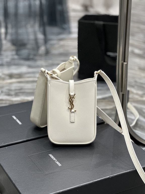 [White]LE 5A7 Series New Member_Mobile Phone Bag Wall breaks recommend this mini cell phone bag For the fashionable elite who have visited countless bags Amway this design is exquisite and small Easy to concave shape    