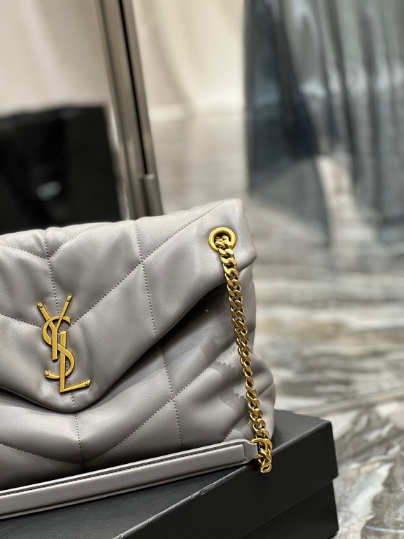 [In stock in secondsGray with Gold Buckle-               _ quilted lambskin bag, 100% lambskin production, soft and delicate feel, as if embracing the clouds   like feeling; classic Y family logo, chain and grommet hardw