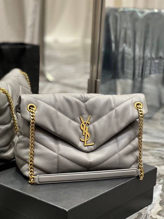 [In stock in secondsGray with Gold Buckle-               _ quilted lambskin bag, 100% lambskin production, soft and delicate feel, as if embracing the clouds   like feeling; classic Y family logo, chain and grommet hardw