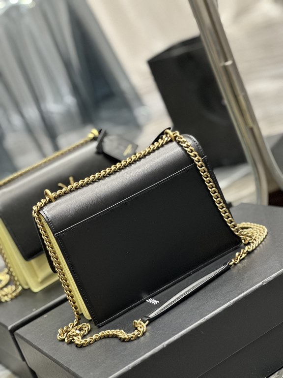 #Black with ApricotThe unbeatable classic toothpick print sunset bag! Out for such a long time the heat is still unabated, it can be seen that it is loved to an extraordinary degree! High-quality Italian imported cowhide