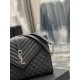 [In stock in seconds]#Envelope# Black with Silver BuckleLarge grained embossed quilted leather envelope bagClassic is timeless, the beauty of the sky V grain quilted diamond caviar pattern, Italian cowhide with eye-catch