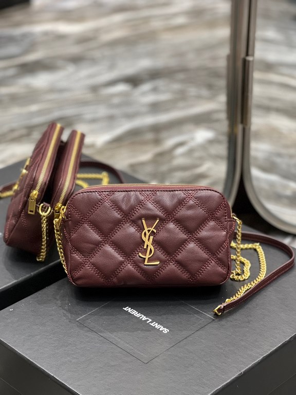 [In stock in seconds]Counter latest BECKY rhombic quilted double zipper clutch bag, made of original lambskin with quite delicate feel, with rhombic quilted pattern and simple iconic logo, atmospheric classic and versati