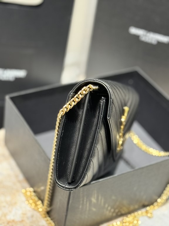 [Original Leather] Newest version_#Black with gold buckles#MONOGRAM caviar pattern original leather version of the envelope bag. Super practical a small bag, the most classic style, upgrade the most advanced version, 100