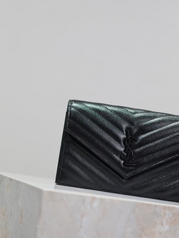 Black Black Button Caviar_woc small size envelope bag is coming, when it comes to envelope bag, this one from Y family must have the name! The whole bag is made of Italian cowhide leather, with a three-dimensional shape 