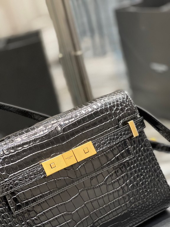 [In-stock seconds][              ]Counter synchronization new Manhattan baguette bag small 24cm new arrival! The latest bag type flap Manhattan baguette bag, a change from the previous classic logo, replaced by a low-key