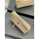 Gaby quilted cosmetic bagclutch _Simple and generousclean appearance at a glance is particularly handsome and cool!The whole bag inside and outside are carefully crafted with imported Italian lambskin, which is extremely