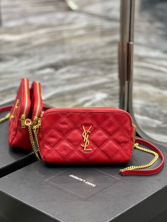 [In stock in seconds]Counter latest BECKY rhombic quilted double zipper clutch bag, made of original lambskin with quite delicate feel, with rhombic quilted pattern and simple iconic logo, atmospheric classic and versati