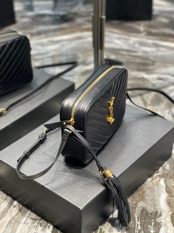 [In Stock Seconds]    camera bag_black gold buckleTop imported Italian cowhide with frosted leather camera bag, Hong Kong purchased zp open molding and typing, to do exactly the same! Very delicate! Adjustable shoulder s