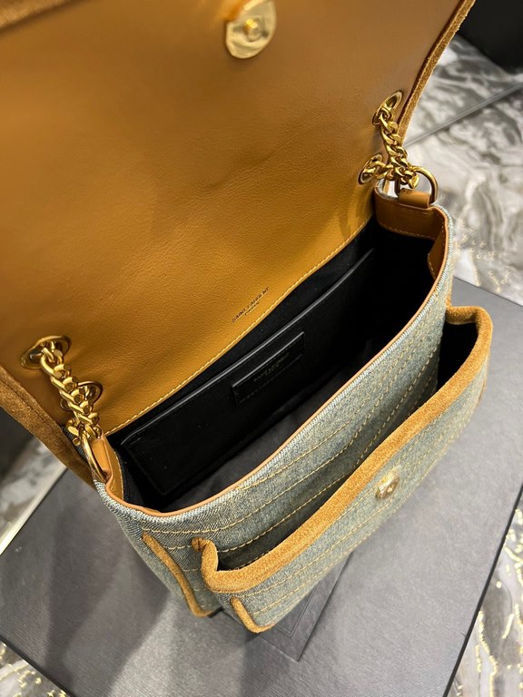 [In stock in seconds]Spring and summer models denim with leather out la   ♀Explosive Niki launched a new denim with leather series   ♀The designer still expresses the bag shape as gentle and elastic, expressing more warm