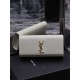 Classic Kate_ClutchWhite caviar with gold buckleClassic flap clutch    very representative of the metal logo logo, imported Italian caviar cowhide, simple metal decorations, the overall low-key exquisite and versatile, h