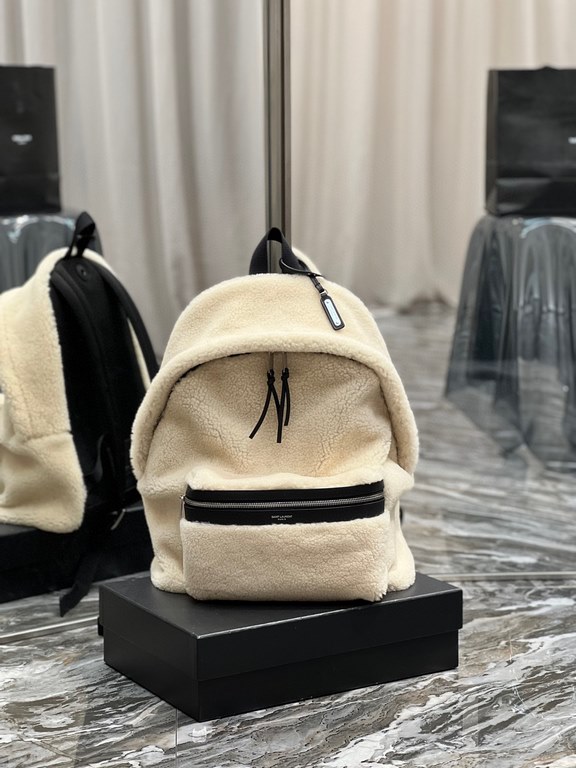 [In stock in seconds] Shoulder bag arrived_Lamb's woolThe feeling of fall and winter to la ~ fur one warm!Counter limited launch Crafted to create this backpack, imported Italian lamb's wool, very obvious texture, very l