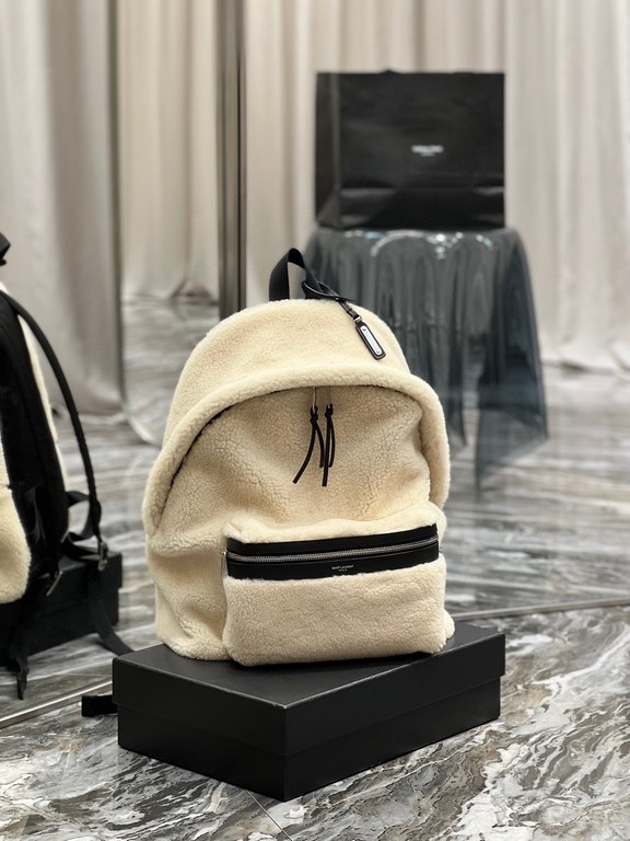 [In stock in seconds] Shoulder bag arrived_Lamb's woolThe feeling of fall and winter to la ~ fur one warm!Counter limited launch Crafted to create this backpack, imported Italian lamb's wool, very obvious texture, very l