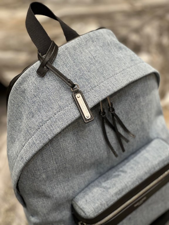 [In stock in seconds]  Shoulder bag arrived!Counter limited launch Crafted to create the right version of the fabric, washed denim is very craftsmanship, with imported Italian cowhide, very light and convenient, practica