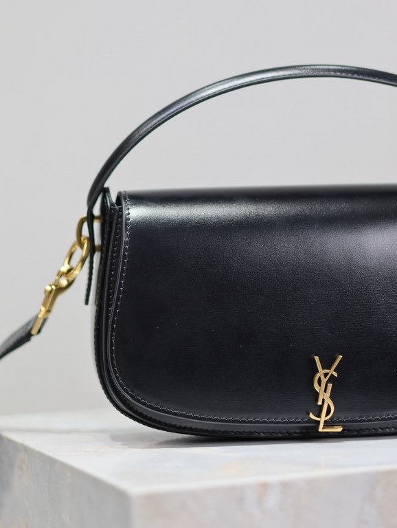 VOLTAIRE_Crossbody BagThe name comes from Voltaire, the French writer and philosopher who advocated freedom and liberty during the 18th century Age of Enlightenment. The entire bag is made of top quality luxury box calf 