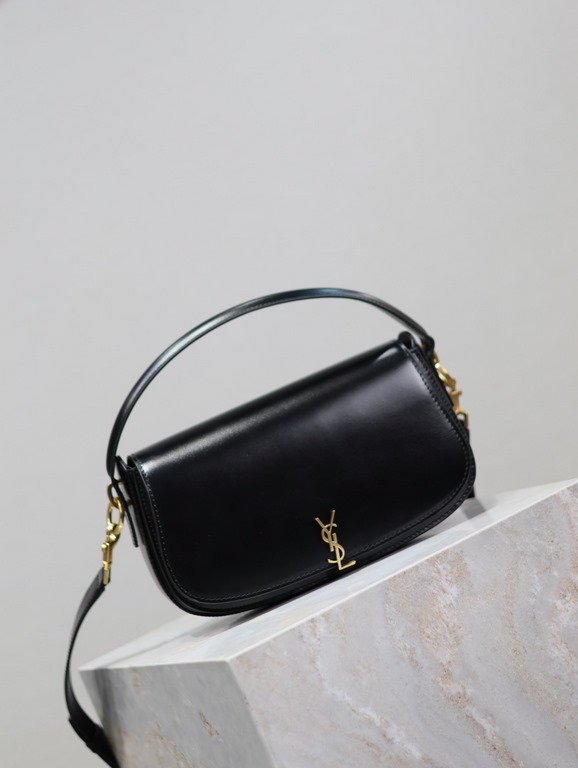 VOLTAIRE_Crossbody BagThe name comes from Voltaire, the French writer and philosopher who advocated freedom and liberty during the 18th century Age of Enlightenment. The entire bag is made of top quality luxury box calf 