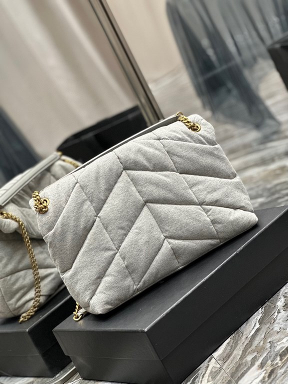 [spot second shipment]Autumn and winter new models out la   ♀Opened Loulou puffer launches new color cotton knit series   ♀The designer still expresses the bag shape as gentle and elastic, expressing more warm and pleasa