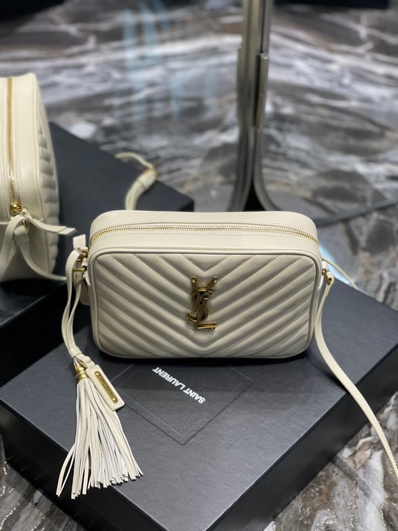 [In Stock Seconds]    Camera Bag_White Gold BuckleTop imported Italian cowhide with frosted leather camera bag, Hong Kong purchased zp open molding and typing, to do exactly the same! Very delicate! Adjustable shoulder s