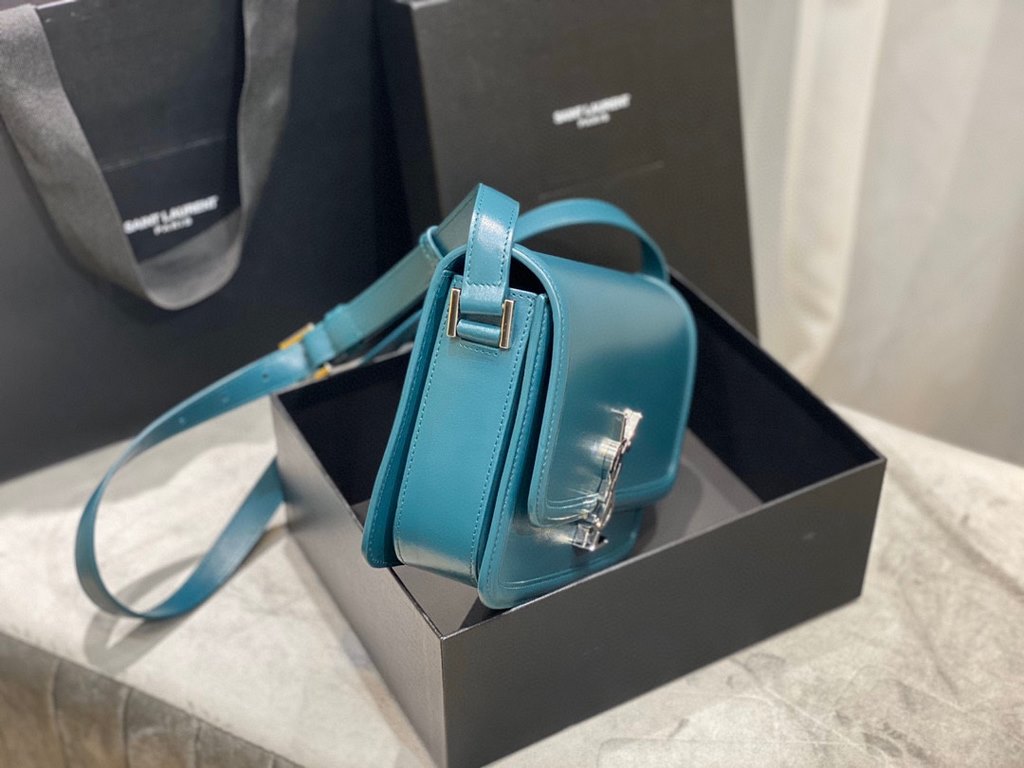 [In stock in seconds]  turquoise green original leather_23cm                ]2020 IT BAG_Be sure to fire models, not yet listed on the attack on the entire fashion circle, nostalgic left bank, inspired by the Paris left 