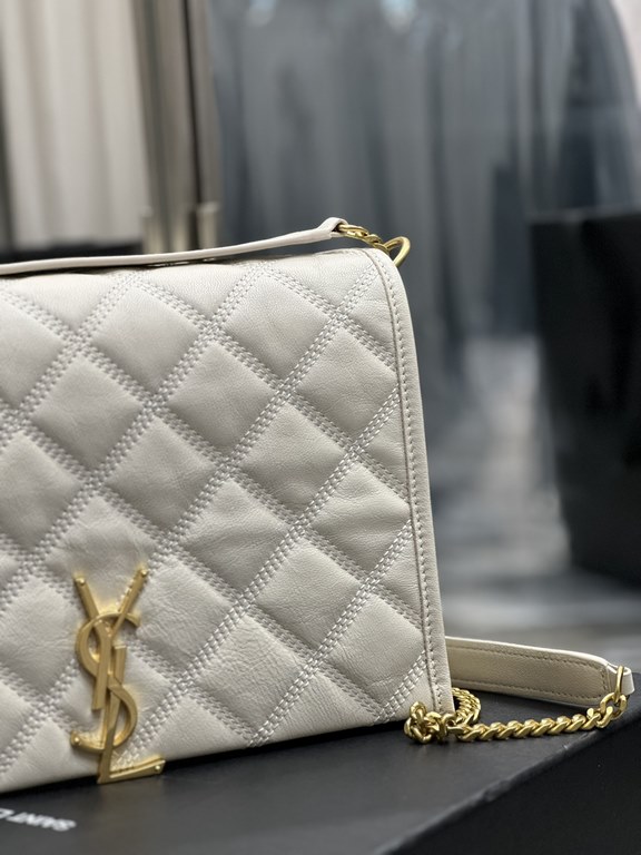 Becky_25cm White#Becky diamond quilted lambskin chain bag.This bag is one of the most beautiful and beautifully crafted bags in the collection! The diamond-shaped quilted pattern gives off a diamond-like luster! The gold