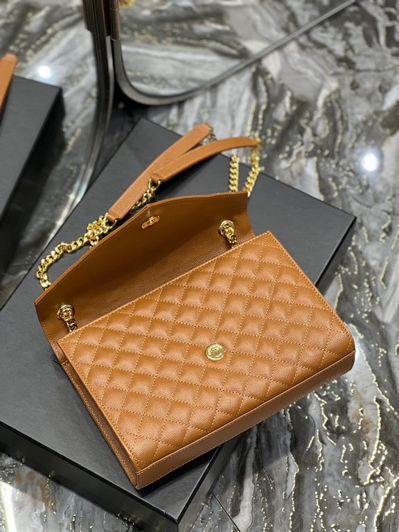 [In stock in seconds]#Envelope #Caramel Gold BuckleMedium grain embossed quilted leather envelope bagThe classic is timeless, beautiful out of the sky V pattern spelling diamond pattern of caviar, Italian cowhide leather