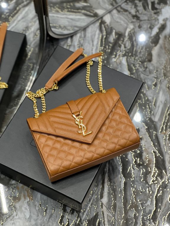 [In stock in seconds]#Envelope #Caramel Gold BuckleMedium grain embossed quilted leather envelope bagThe classic is timeless, beautiful out of the sky V pattern spelling diamond pattern of caviar, Italian cowhide leather