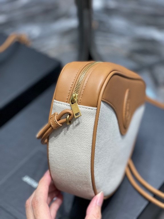 [In-stock seconds]                Peach Heart Bun_Unique peach heart design playful and cute, the continuation of the hottest color blocking series of 2021, using imported head layer calf leather with linen material, eve