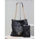 POCHON_New super good-looking can carry the garbage bagThe new new bag type, the bag is made of imported Italian lambskin, super high craftsmanship of the grid quilting, the front logo hardware with a chain drawstring mo