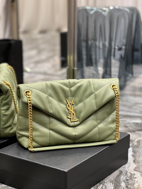 [In stock in secondsAvocado Green with Gold Buckle-               _ quilted lambskin bag, 100% lambskin production, soft and delicate feel, as if embracing the clouds   like feeling; classic Y family logo, chain and grom