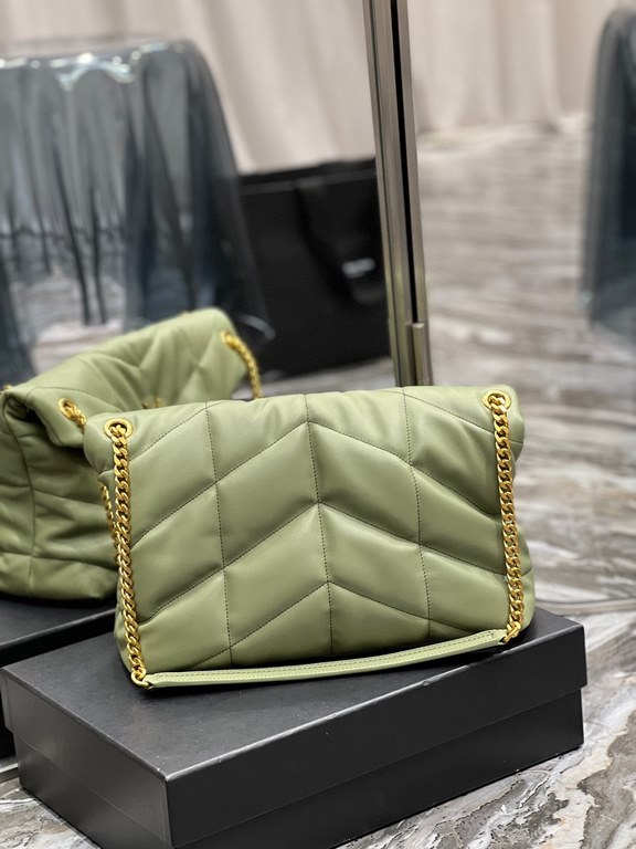 [In stock in secondsAvocado Green with Gold Buckle-               _ quilted lambskin bag, 100% lambskin production, soft and delicate feel, as if embracing the clouds   like feeling; classic Y family logo, chain and grom