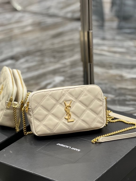 [In stock in seconds]Counter latest BECKY rhombic quilted double zipper clutch bag, made of original lambskin with quite delicate feel, with rhombic quilted pattern and simple iconic logo, atmospheric classic and versati