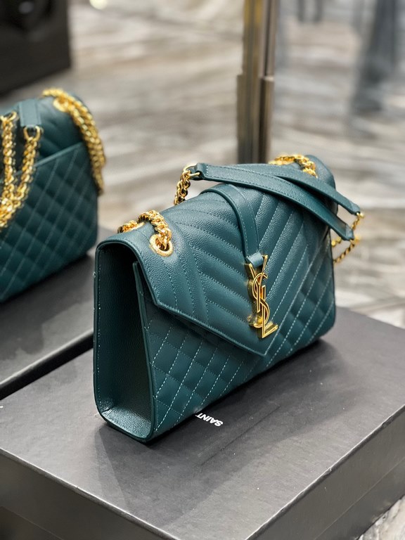 [In stock in seconds]#Envelope# Turquoise Green Gold BuckleMedium grain embossed quilted leather envelope bagClassic is timeless, beautiful out of the sky V pattern spelling diamond pattern of caviar, Italian cowhide wit