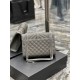 [In stock in seconds]#Envelope# Gray with Silver BuckleMedium grain embossed quilted leather envelope bagClassic is timeless, beautiful out of the sky V grain quilted diamond caviar pattern, Italian cowhide with eye-catc