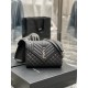 [In stock in seconds]#Envelope# Black with Silver BuckleMedium grain embossed quilted leather envelope bagClassic is timeless, the beauty of the V pattern spelling diamond pattern of caviar, Italian cowhide with eye-catc