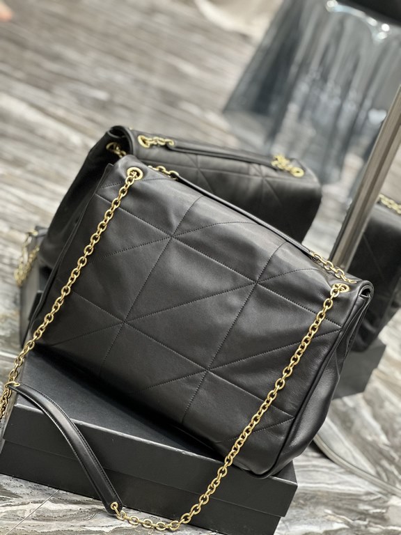 JAMIE_SheepskinThe new big bag really has poked me in the heart ba, who gets it  Imported Italian lambskin, the entire bag type to the classic retro old version of the design, break the elements, very good-looking fashio