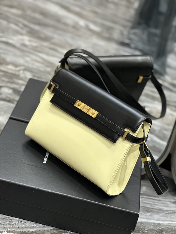 NEW】New color_Black with beige gold buckle.Manhattan_flap Manhattan baguette bag, a change from the previous classic logo, replaced by a low-key simple design style, it is a bit like the H Kelly, very retro flavor! Busin