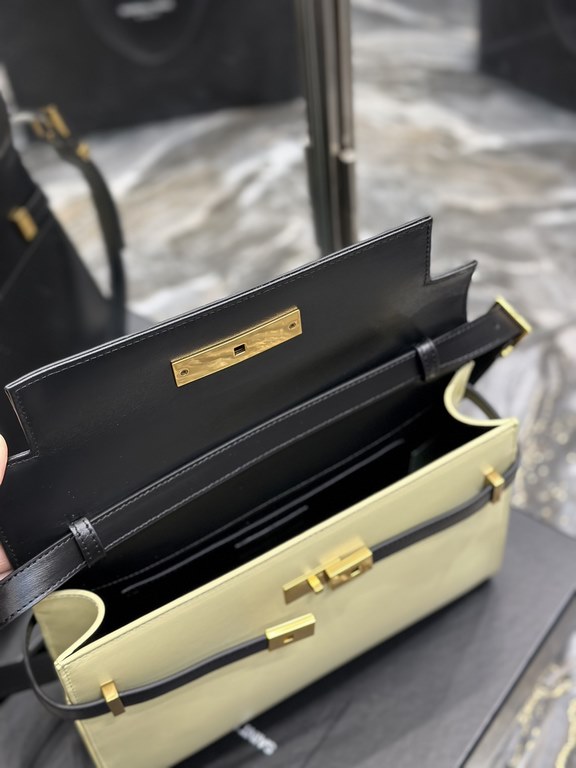 NEW】New color_Black with beige gold buckle.Manhattan_flap Manhattan baguette bag, a change from the previous classic logo, replaced by a low-key simple design style, it is a bit like the H Kelly, very retro flavor! Busin