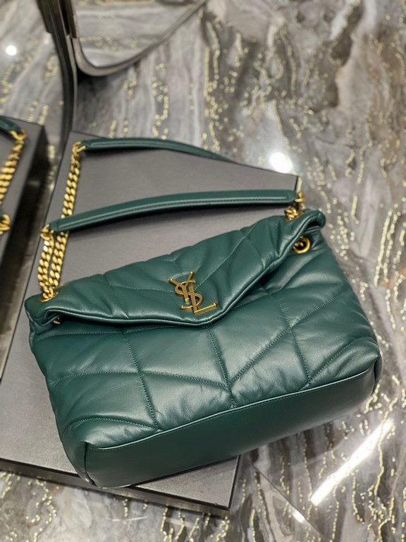 [In stock in secondsDark Green with Gold Buckles-               _ quilted lambskin bag, 100% lambskin production, soft and delicate feel, as if embracing the clouds   like feeling; classic Y family logo, chain and gromme