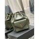 [In Stock Seconds]   _ duffel bag green  No exaggeration This is a duffel bag that can be passed down through generations! The classic monogrammed logo with metal hardware, the V-shaped stitching on the front pocket is f