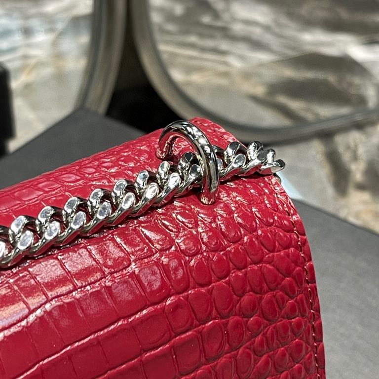 [In stock in seconds]              #Burgundy with silver buckle #Unbeatable classic crocodile print sunset bag! Out for such a long time the heat is still unabated, it can be seen that it is loved to an extraordinary deg