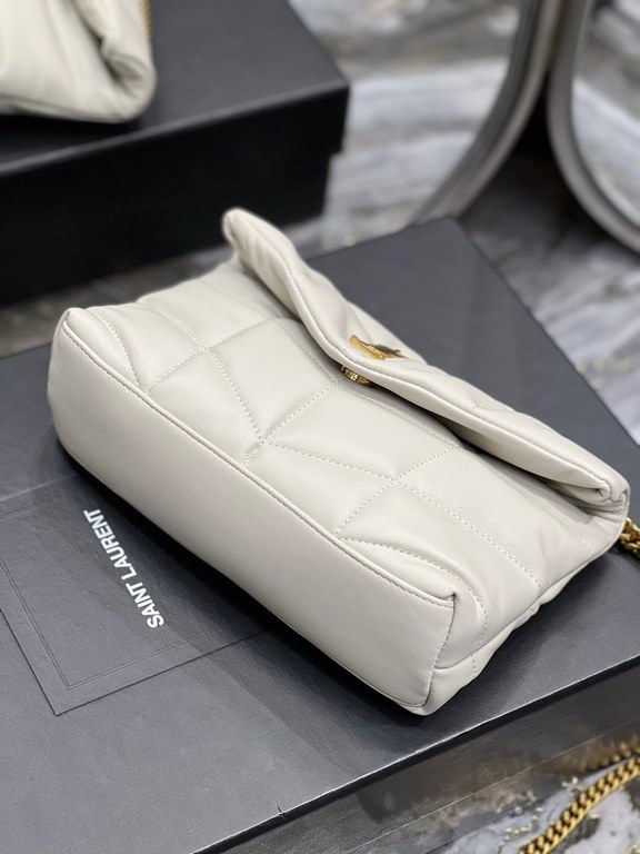 [In stock in secondsWhite with gold buttons-              The whole bag is made of soft Italian lambskin with Y's diagonal stripe quilting craftsmanship, featuring a softly textured front flap pocket with a detachable sh