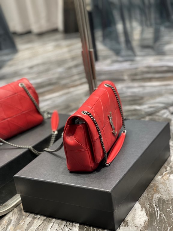 [In Stock Seconds]     _Medium 25cm splicing model, let you wait! Spliced by imported sheepskin, the process is very complex, sheepskin texture on the hands of first-class praise! Shoulder crossbody can be! Very practica