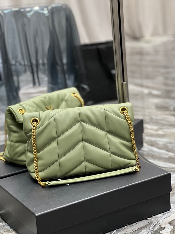 [In stock in secondsAvocado Green with Gold Buckle-            Size 29x17x11cmModel 577476