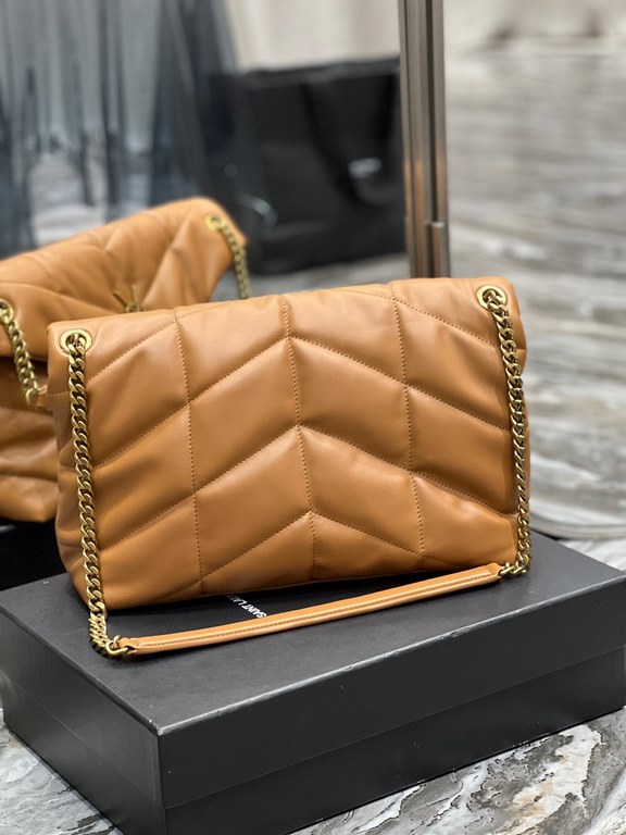 [In stock in seconds]Caramel with Gold Buckle-               _ quilted lambskin bag, 100% lambskin production, soft and delicate feel, as if embracing the clouds   like feeling; classic Y family logo, chain and grommet h